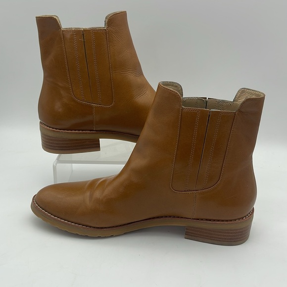 Stuart Weitzman Shoes - Stuart Weitzman Basilico Chelsea Booties Leather Ankle Boots Camel NWT Sz 7.5